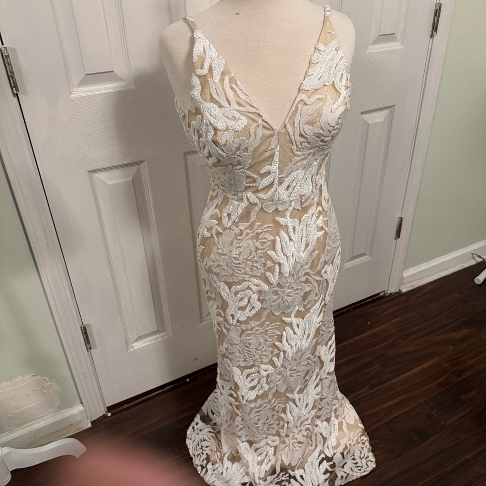 Elegant White Lace Women Dress